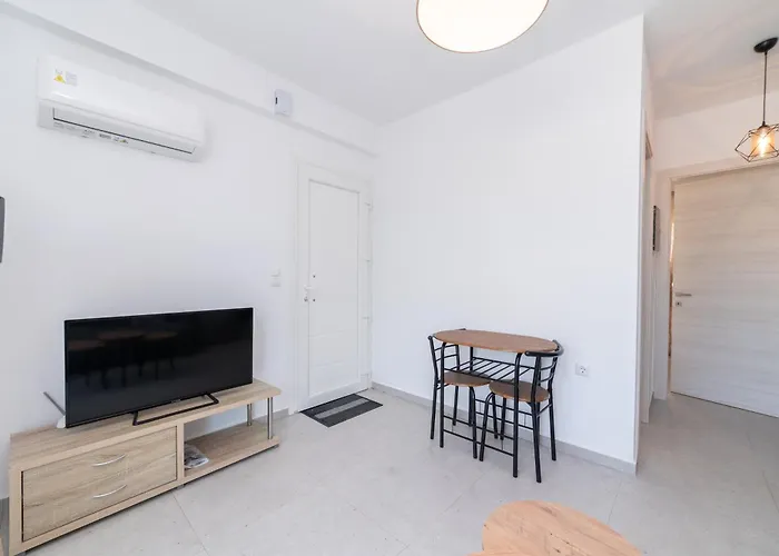 Iro Residential Complex 公寓 *