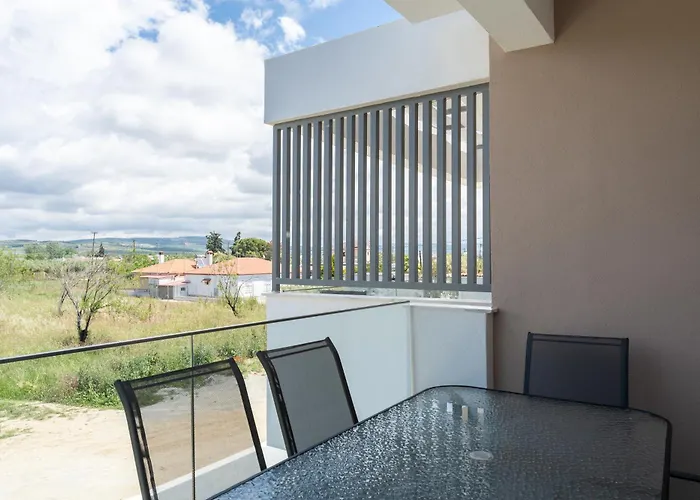 Iro Residential Complex Ofrínion