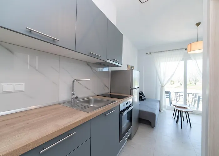 Iro Residential Complex Ofrinion