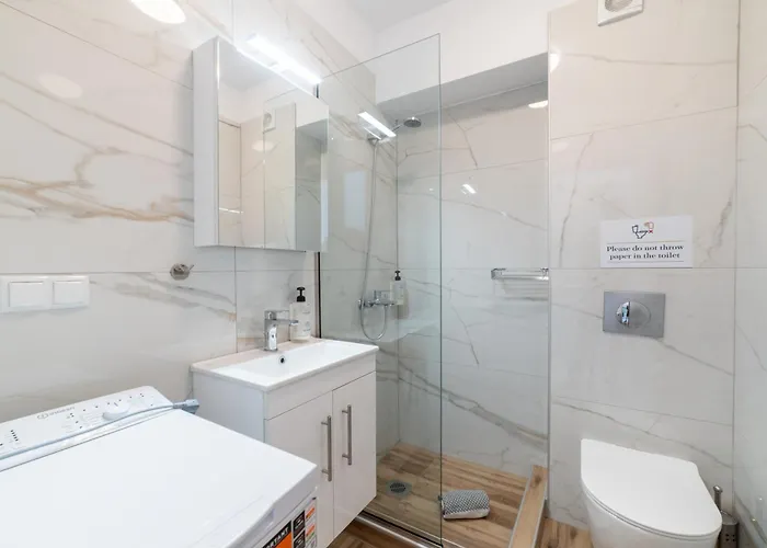 Iro Residential Complex Apartment Ofrinion